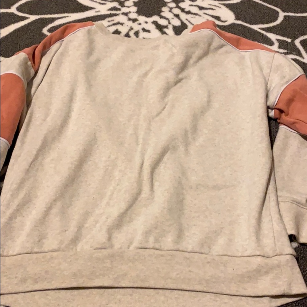 American eagle sweater